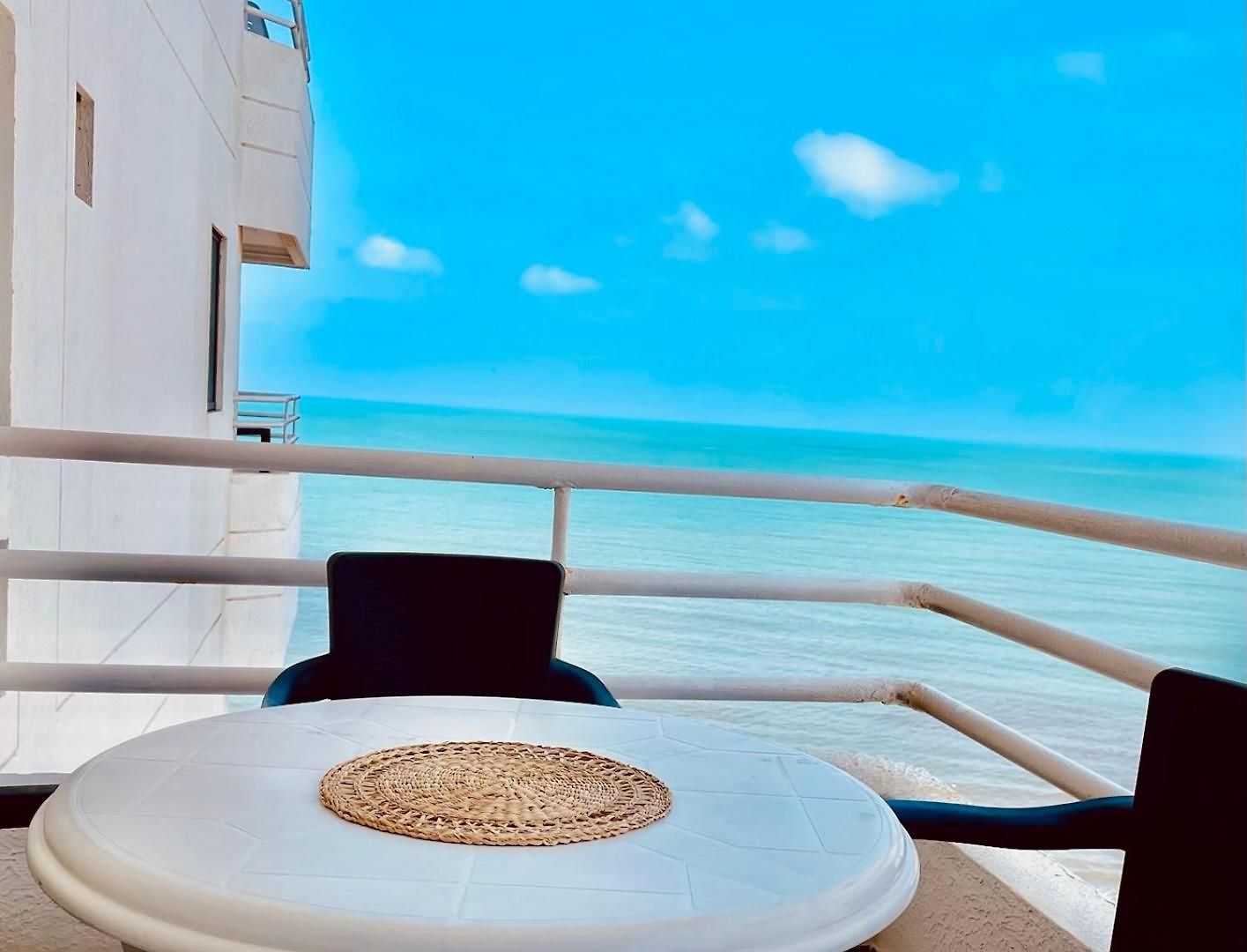 Hermoso Con Vista Al Mar Apartamento *